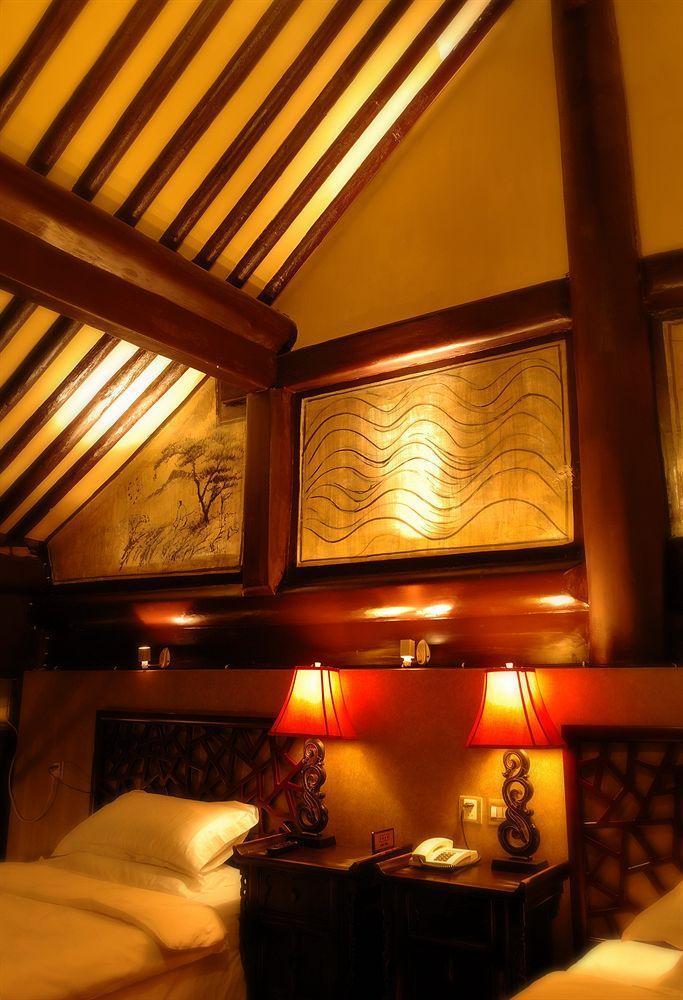 Graceland Yard Hotel Beijing Bagian luar foto